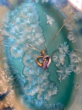 10K Gold Purple Stone and Diamond Chip Heart Pendant on 14K Thin Chain